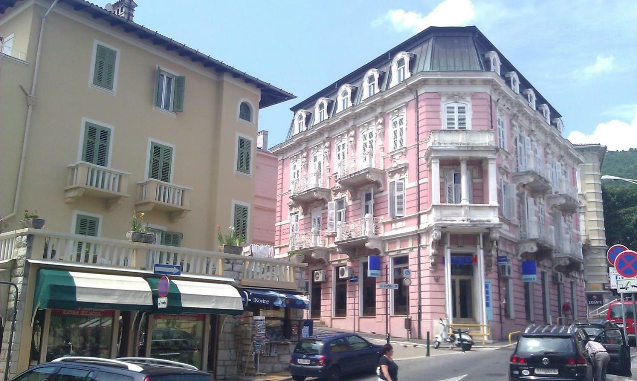 Apartment Secret Garden Opatija Eksteriør bilde